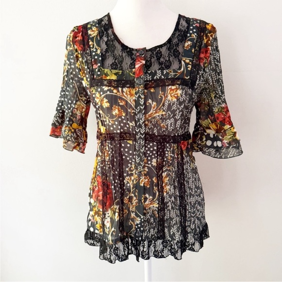 Vintage Tops - Vintage Women Y2K Floral Lace Bell Button Down Top Small Whimsigoth Fairy Grunge